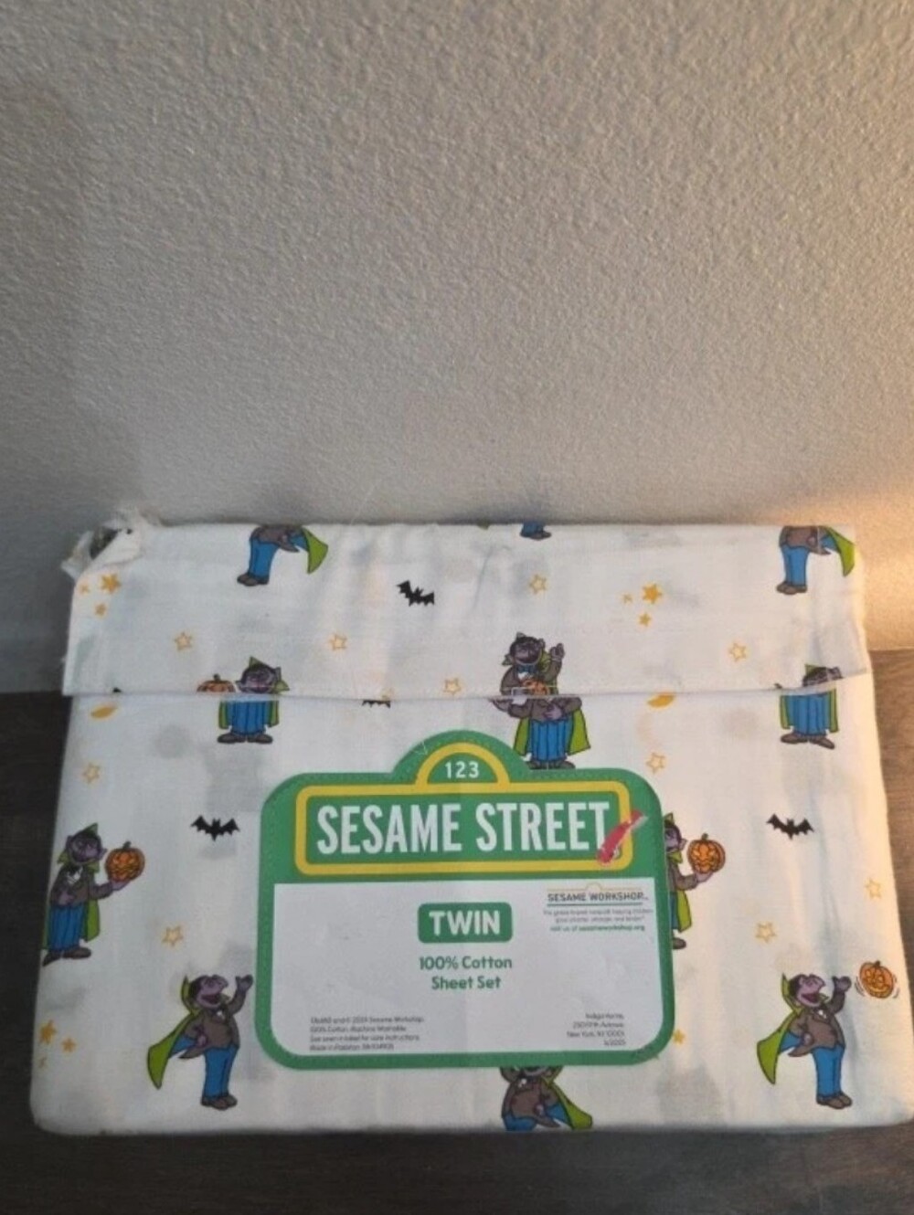 Sesame Street Twin Sheet Set - Green and White with Halloween Characters